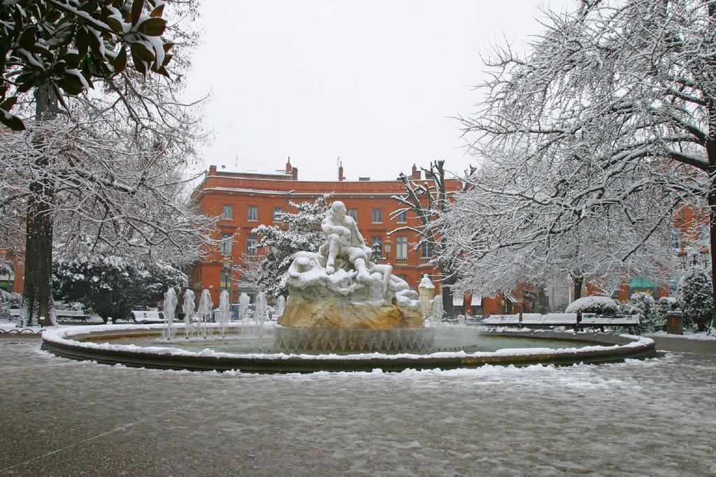 Le Clos Des Nobles Toulouse Exterior foto