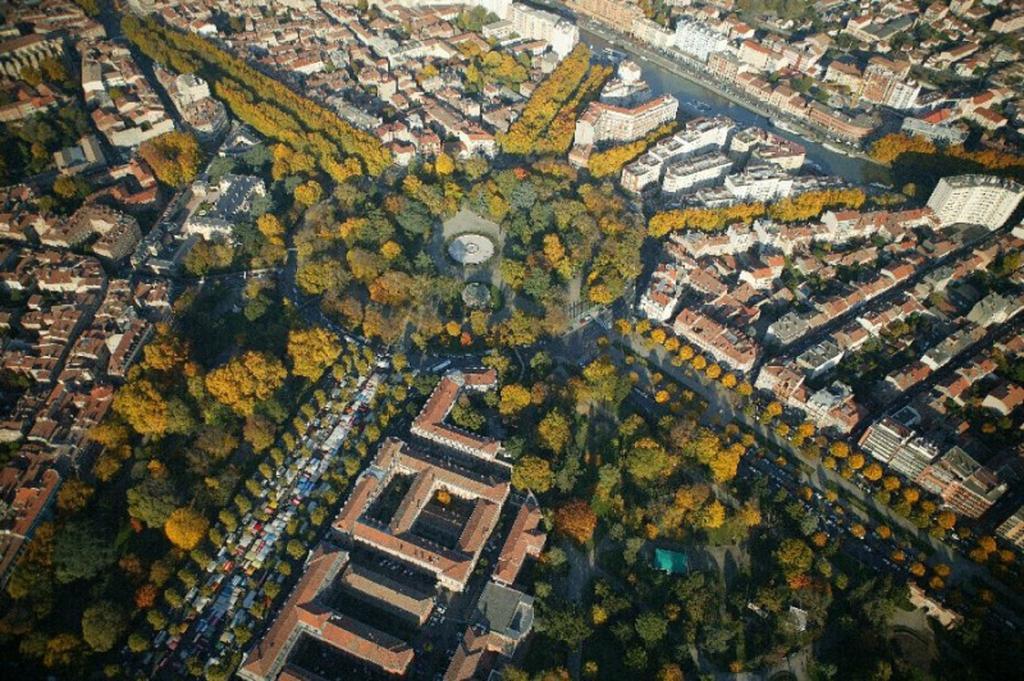 Le Clos Des Nobles Toulouse Exterior foto